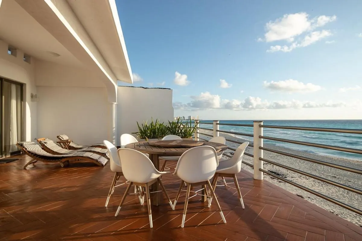 Ocean View Luxury 5B Villa With Private Beach Cancún 0*,  México